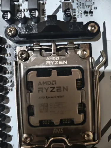 Ryzen 5 7500f