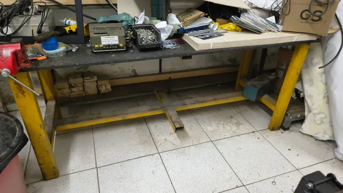 Bancada de ferro reforçado 