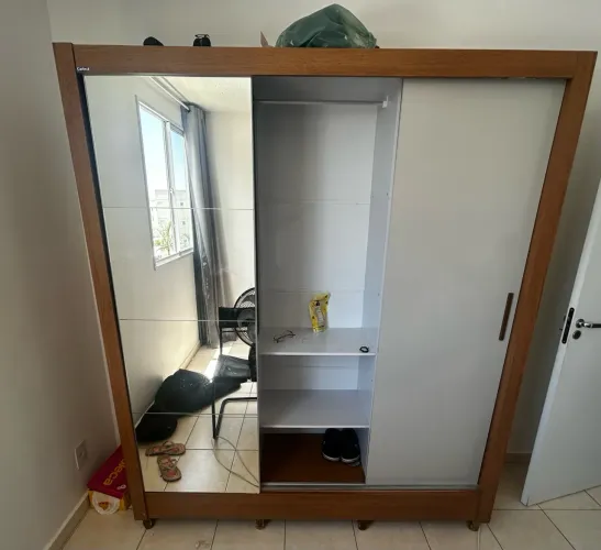 Guarda roupa 3 portas