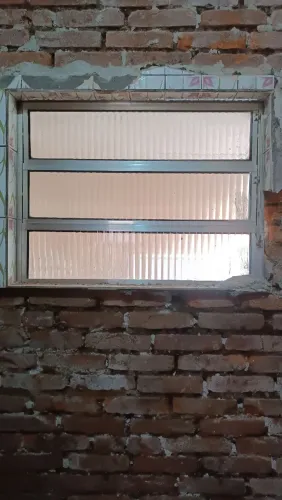 Vitrô para banheiro 0,80x0,60m