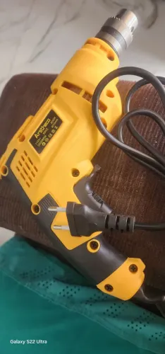 Furadeira 900w 