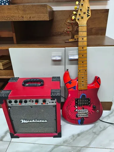Guitarra infantil profissional Homem-Aranha