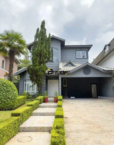 Casa em condomínio à venda em Santana de Parnaíba (Aldeia da Serra) | 300m² | Terreno 457m