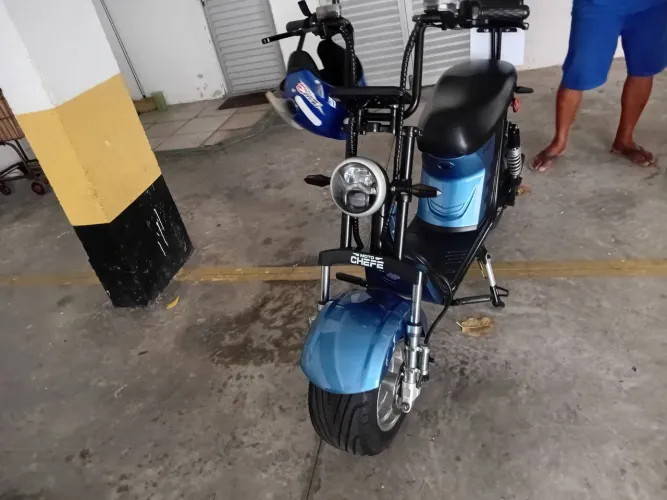 Vendo uma scooter X 12 moto chefe