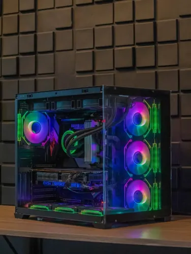 PC Gamer Intel i7 10700, RTX 2080 Super 8GB, 32GB RAM, SSD 500GB, Aorus Master Z590