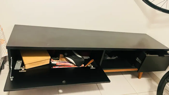 Rack para TV - Excelente estado | Moderno e espaçoso