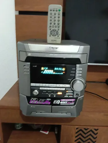 Som Sony DX1