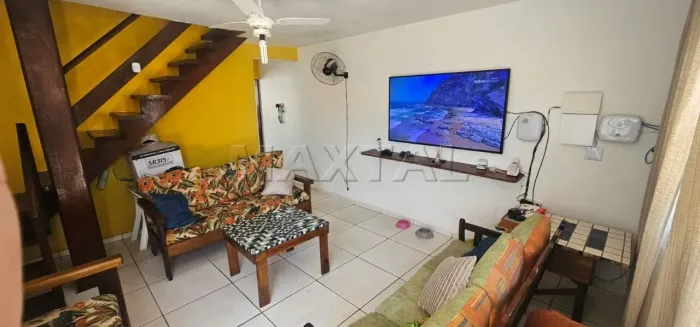 Casa de praia, em Itanhaém com piscina 150m², 2 Dormitórios, 2 Banheiros, 1 Sala.