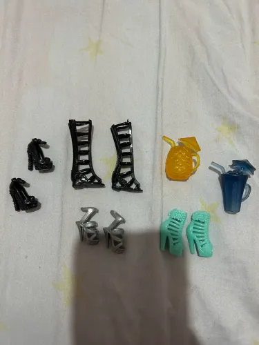 Lote acessórios Barbie