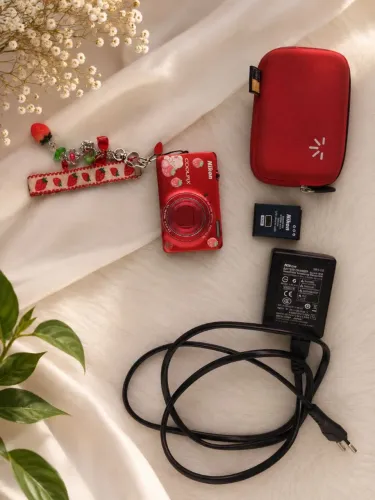 Camera Nikon Coolpix s6300