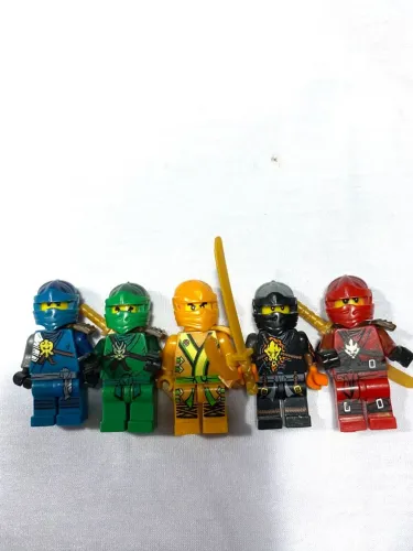 Ninjago e acessórios  
