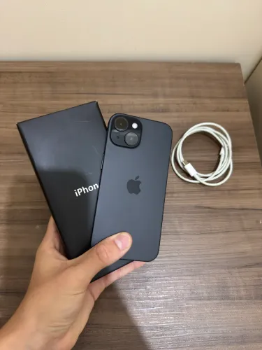 iPhone 15 - 128Gb Impecável