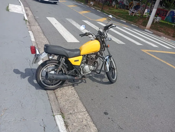 Intruder 125