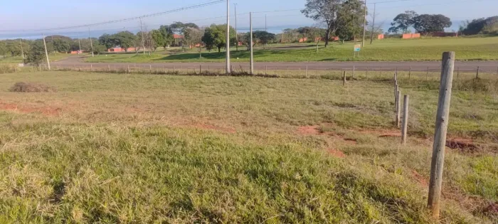 Terreno enfrente ao parque o figueiral em presidente epitacio área 75x30