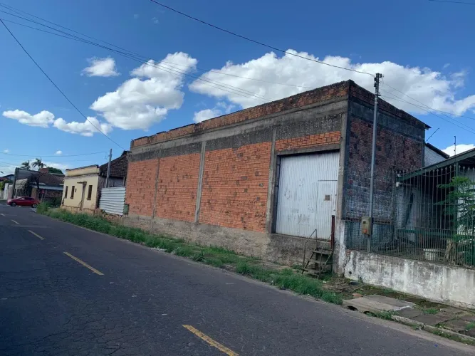 Terreno Rio dos Sinos com pavilhão