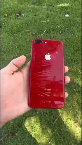 IPHONE 8 Plus 