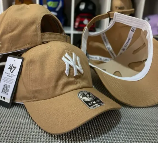 Boné New York Marrom Novo 