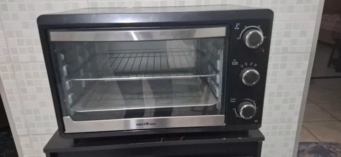 Forno eletrico Britânia 44L
