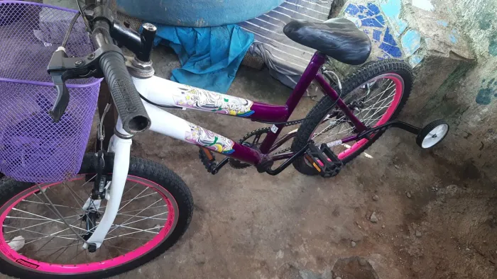 Bicicleta smi nova menina
