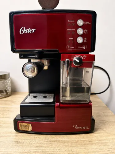Cafeteira Expresso Oster Prima Latte 15 Bar - Vermelho