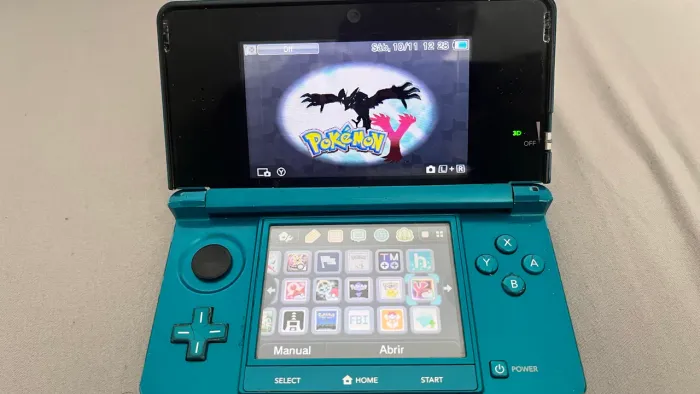 Nintendo 3ds aqua blue