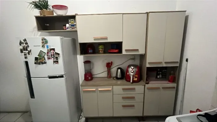 Armário de cozinha completo