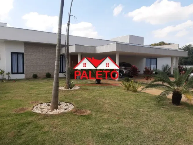 Casa com 4 suítes a venda no Condomínio Ninho Verde II na cidade de Pardinho interior de S