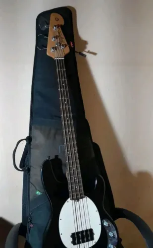 Contrabaixo tagima TBM 4