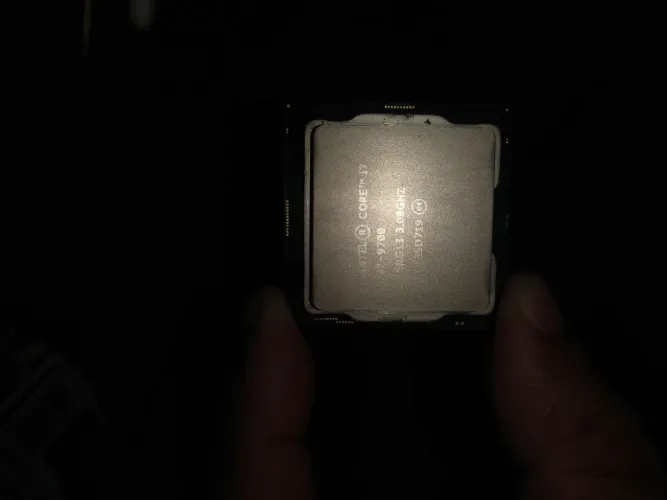 Processador Intel Core i7 9700  (Em perfeita condições, aceito oferta)