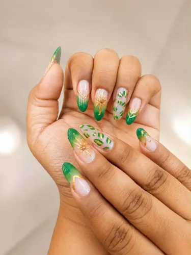 Unhas de gel