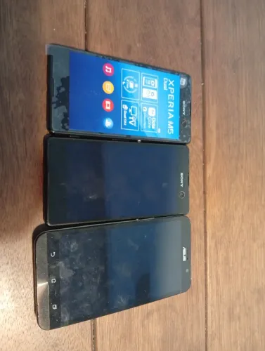 Lote 3 celulares para retirada de peças