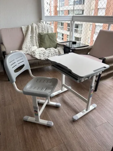 Mesa estudos infantil