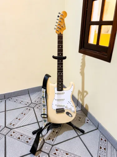 Guitarra Fender Mexicana 
