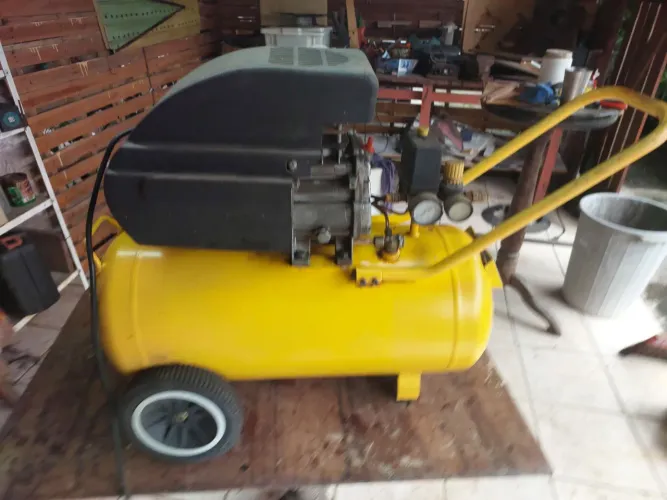 Compressor de ar Ferrari10/50L 2HP