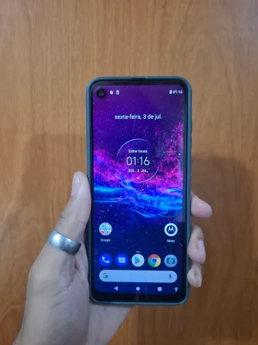 Motorola One action impecável 128GB completo 