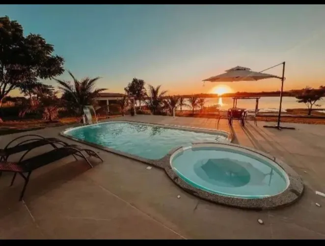 Piscina de Fibra 8 metros instalada