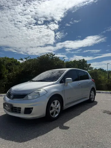 Nissan Tiida SL 1.8/1.8 Flex 16V Aut. 2013