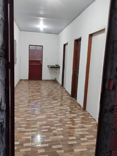 vende se uma casa no japiim 1 valor 210 mil avista