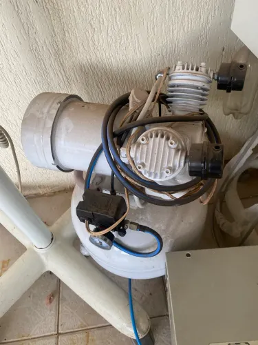 Compressor odontológico