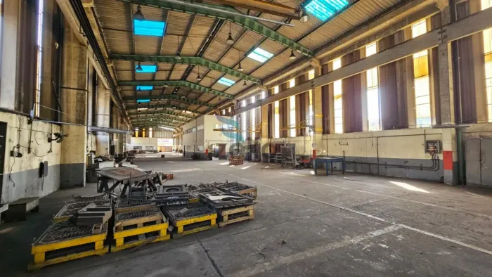 Galpão para locação, com 2500m², em Cantão - Barra do Piraí - RJ
