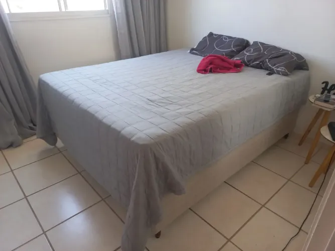 Cama queem