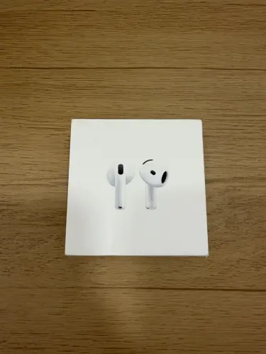 Apple AirPods 4