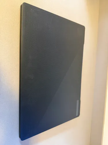 Asus Rog Zephyrus M16