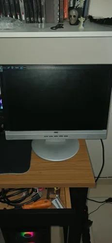 Monitor AOC 17 Widescreen - Funcionando Perfeitamente