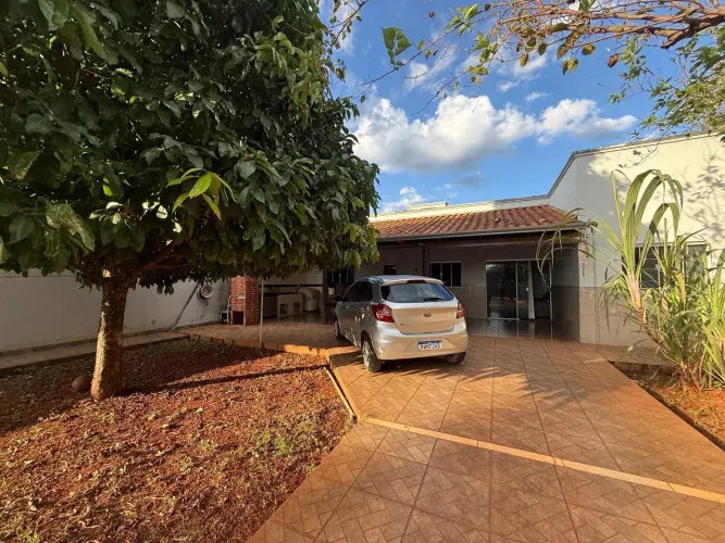 Linda Casa lote inteiro Jardim Bonanza