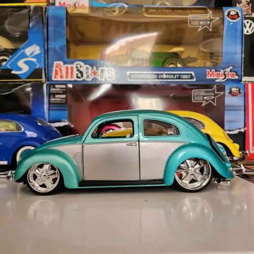 Fusca Miniatura Maisto GRidez VBugz 1951 Volkswagen VW Beetle