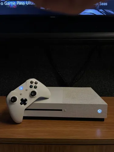 Xbox one S + controle