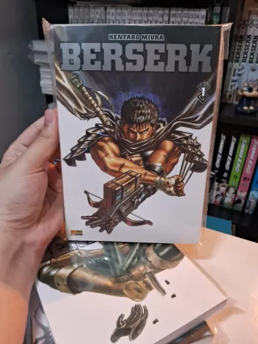 Manga Berserk Vol 1 ao 4 - ediçao de luxo