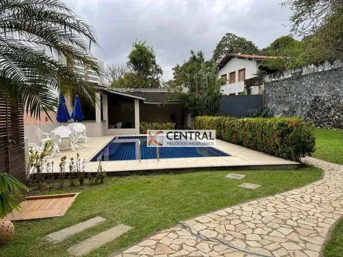Casa com 3 dormitórios à venda, 311 m² por R$ 1.199.000,00 - Pituaçu - Salvador/BA