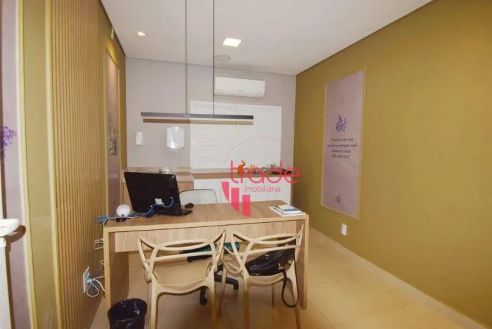 Sala Comercial em Clínica Odontológica e Médica no Bairro Campos Elíseos em Ribeirão Preto